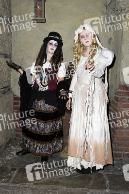 Show-Premiere von 'Seance - Spürst du sie auch?' in Berlin