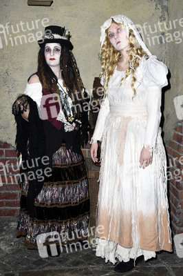 Show-Premiere von 'Seance - Spürst du sie auch?' in Berlin