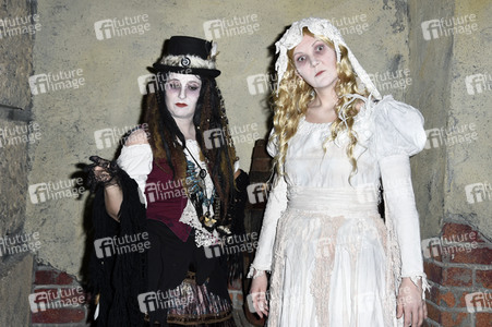 Show-Premiere von 'Seance - Spürst du sie auch?' in Berlin