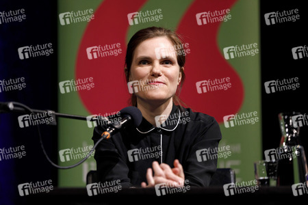 Thea Dorn und Fritzi Haberlandt auf der lit.Cologne 2019 in Köln