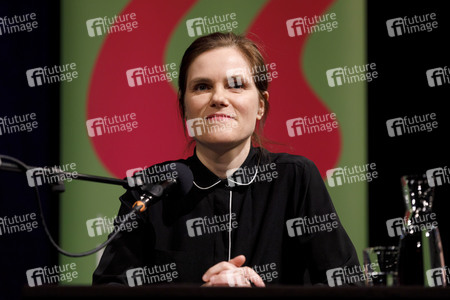 Thea Dorn und Fritzi Haberlandt auf der lit.Cologne 2019 in Köln
