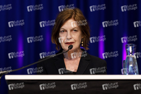 Angela Winkler, Michael Lentz und Yorck Dippe auf der lit.Cologne 2019 in Köln