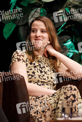 Marion Brasch und Helene Hegemann auf der lit.cologne 2019 in Köln