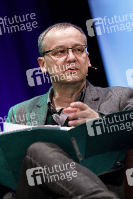 Marion Brasch und Helene Hegemann auf der lit.cologne 2019 in Köln