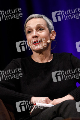 Marion Brasch und Helene Hegemann auf der lit.cologne 2019 in Köln