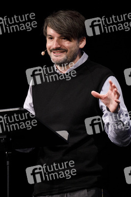 Sasa Stanisic auf der lit.cologne 2019 in Köln