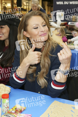 Promi-Osterbacken in Hamburg