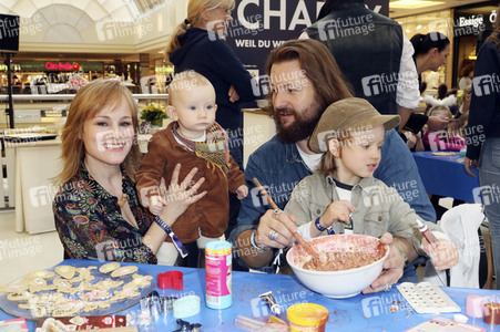 Promi-Osterbacken in Hamburg