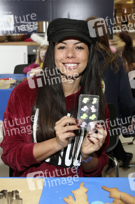 Promi-Osterbacken in Hamburg