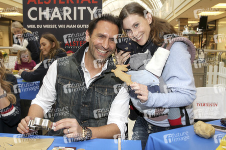 Promi-Osterbacken in Hamburg