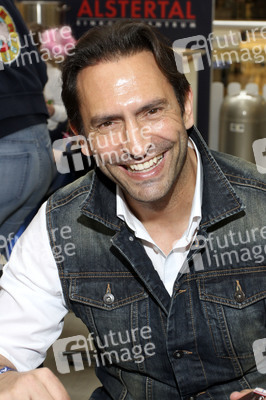 Promi-Osterbacken in Hamburg