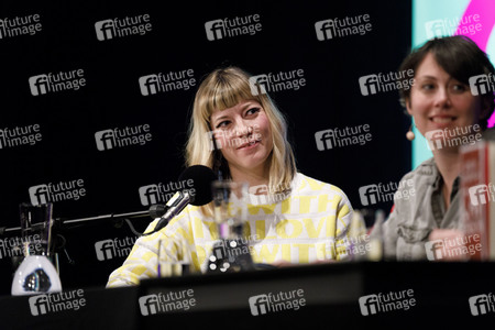 Kristen Roupenian und Mieze Katz auf der lit.cologne 2019 in Köln