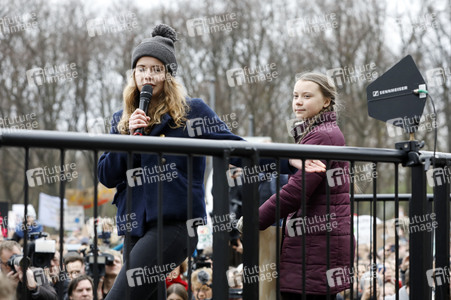 Schülerdemonstration 'Fridays for Future' in Berlin