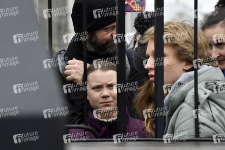 Schülerdemonstration 'Fridays for Future' in Berlin