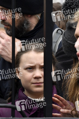 Schülerdemonstration 'Fridays for Future' in Berlin