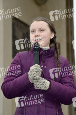 Schülerdemonstration 'Fridays for Future' in Berlin