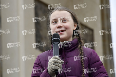 Schülerdemonstration 'Fridays for Future' in Berlin