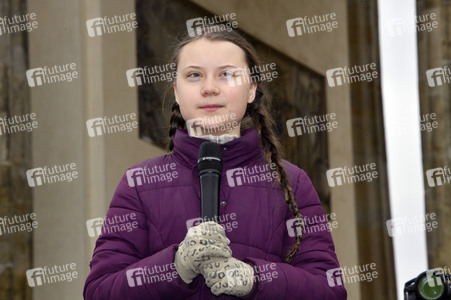 Schülerdemonstration 'Fridays for Future' in Berlin