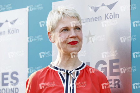 Enthüllung der Ehrentafel für die lit.cologne 2019 in Köln