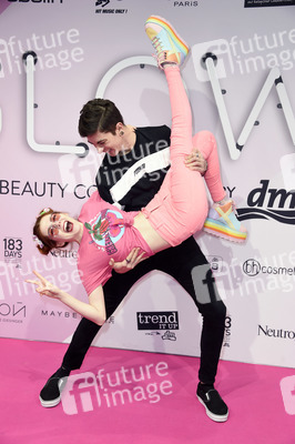 Glow - The Beauty Convention by dm in Stuttgart