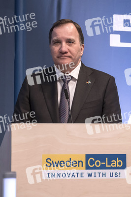Eröffnungsrundgang der Kanzlerin auf der Hannover Messe 2019