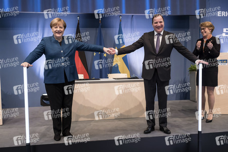 Eröffnungsrundgang der Kanzlerin auf der Hannover Messe 2019