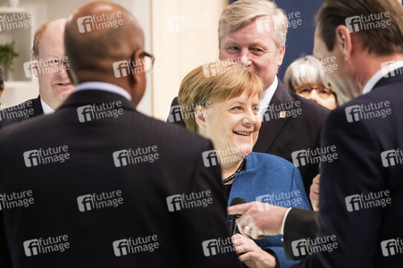 Eröffnungsrundgang der Kanzlerin auf der Hannover Messe 2019