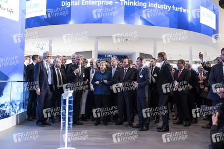 Eröffnungsrundgang der Kanzlerin auf der Hannover Messe 2019