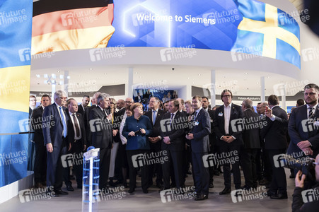 Eröffnungsrundgang der Kanzlerin auf der Hannover Messe 2019