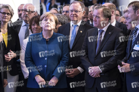Eröffnungsrundgang der Kanzlerin auf der Hannover Messe 2019