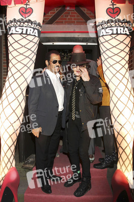 Eröffnung 'The Bunny Burlesque St. Pauli' in Hamburg