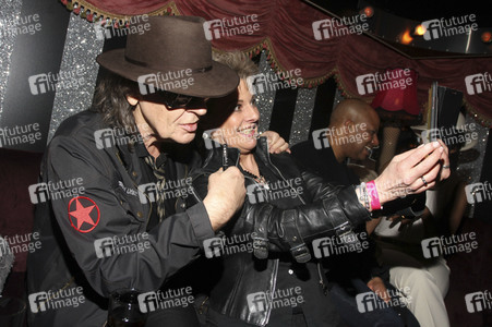 Eröffnung 'The Bunny Burlesque St. Pauli' in Hamburg