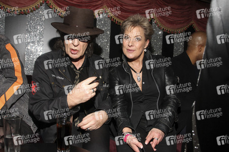 Eröffnung 'The Bunny Burlesque St. Pauli' in Hamburg