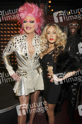 Eröffnung 'The Bunny Burlesque St. Pauli' in Hamburg