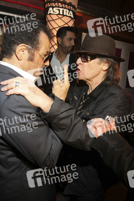 Eröffnung 'The Bunny Burlesque St. Pauli' in Hamburg