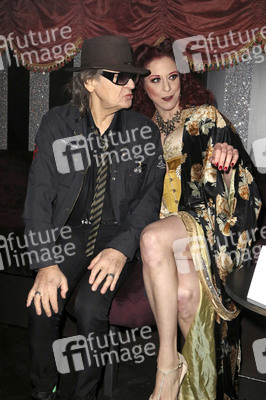 Eröffnung 'The Bunny Burlesque St. Pauli' in Hamburg