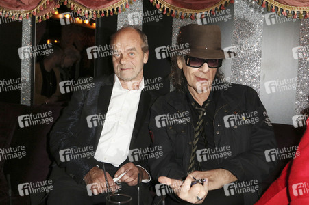 Eröffnung 'The Bunny Burlesque St. Pauli' in Hamburg