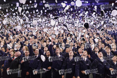 Vereidigung von Kommissaranwärtern in Köln