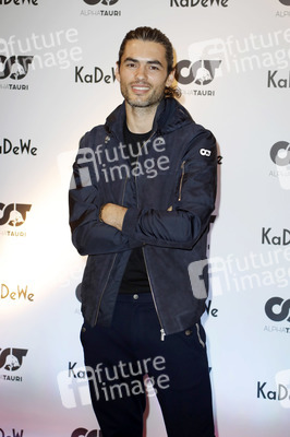 Eröffnung des ersten temporären AlphaTauri 3D-Knit Labs in Berlin