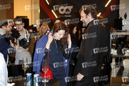 Eröffnung des ersten temporären AlphaTauri 3D-Knit Labs in Berlin