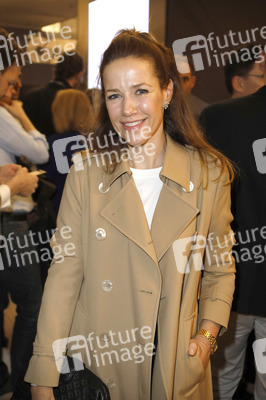 Eröffnung des ersten temporären AlphaTauri 3D-Knit Labs in Berlin