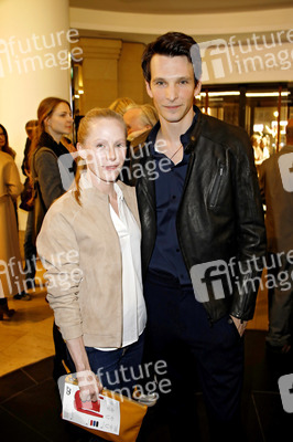 Eröffnung des ersten temporären AlphaTauri 3D-Knit Labs in Berlin