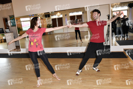 Ulrike Frank trainiert für 'Let's Dance' in Berlin