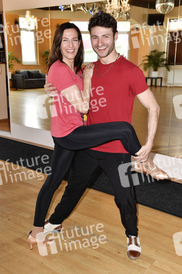 Ulrike Frank trainiert für 'Let's Dance' in Berlin