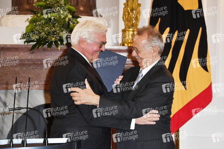 Verleihung des Verdienstordens der Bundesrepublik Deutschland an Dieter Kosslick in Berlin