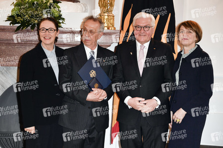 Verleihung des Verdienstordens der Bundesrepublik Deutschland an Dieter Kosslick in Berlin