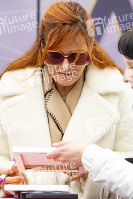 Andrea Berg Autogrammstunde in Erfurt