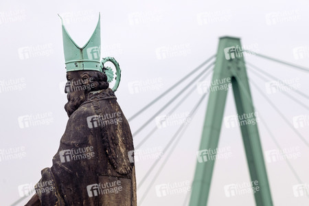 Symbolfoto Brückengrün