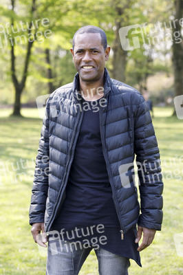 Charity Fußball-Länderspiel in Duisburg