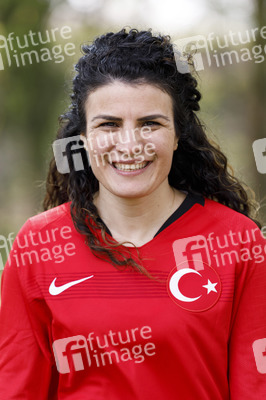 Charity Fußball-Länderspiel in Duisburg